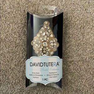 Sticky crystal appliqué